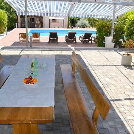 Mare-4 By Interhome Apartmán