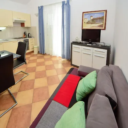 Mare-4 By Interhome *